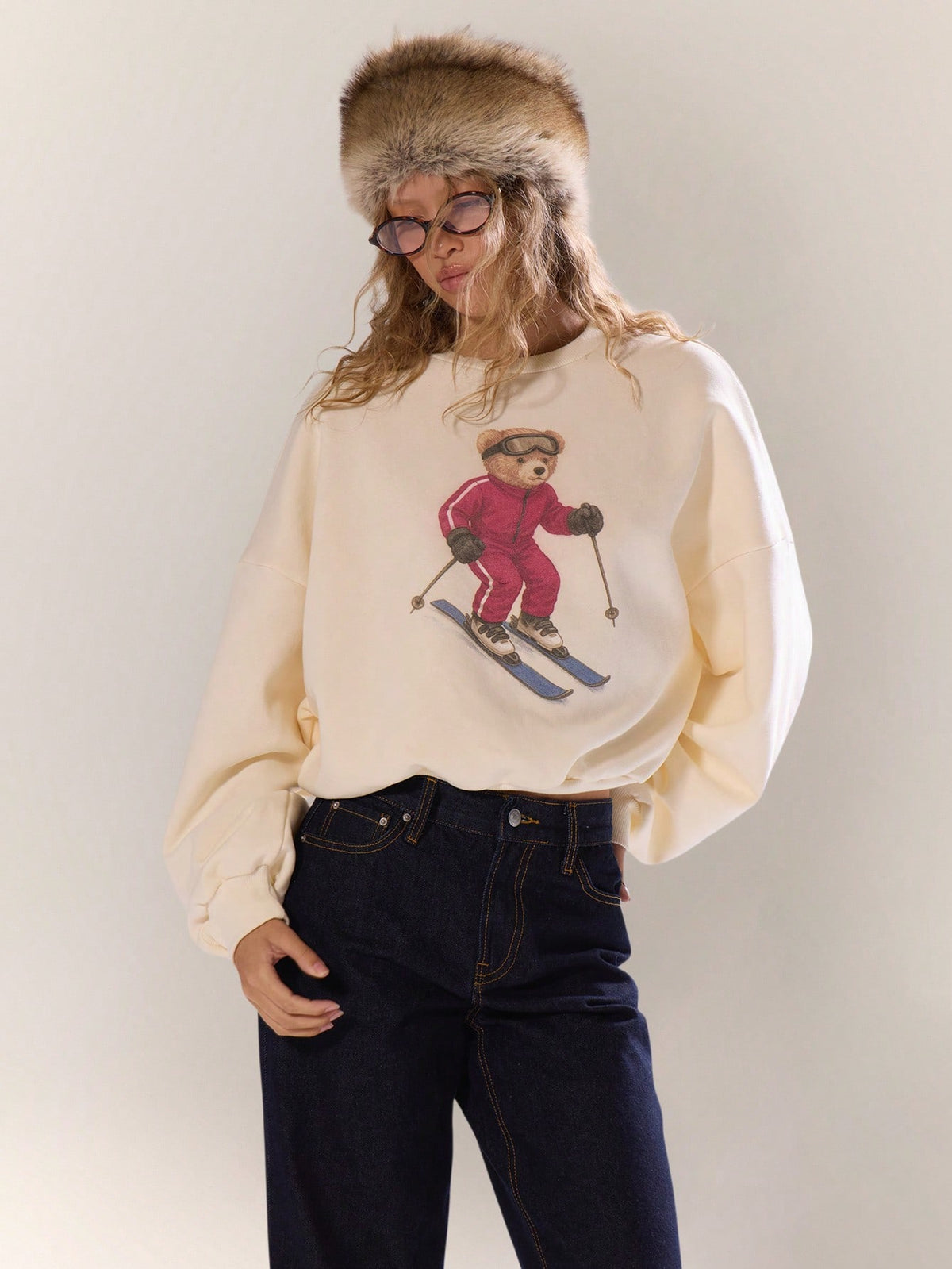 Skiing Teddy Bear Sweatshirt - Cream