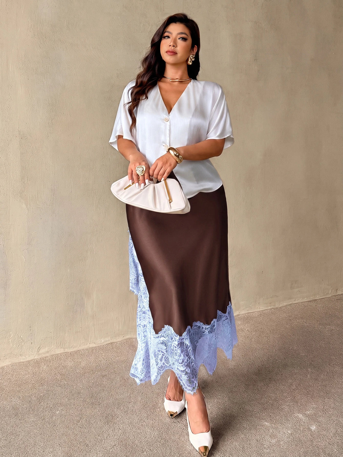 Plus Size Contrast Lace Split Thigh Satin Skirt