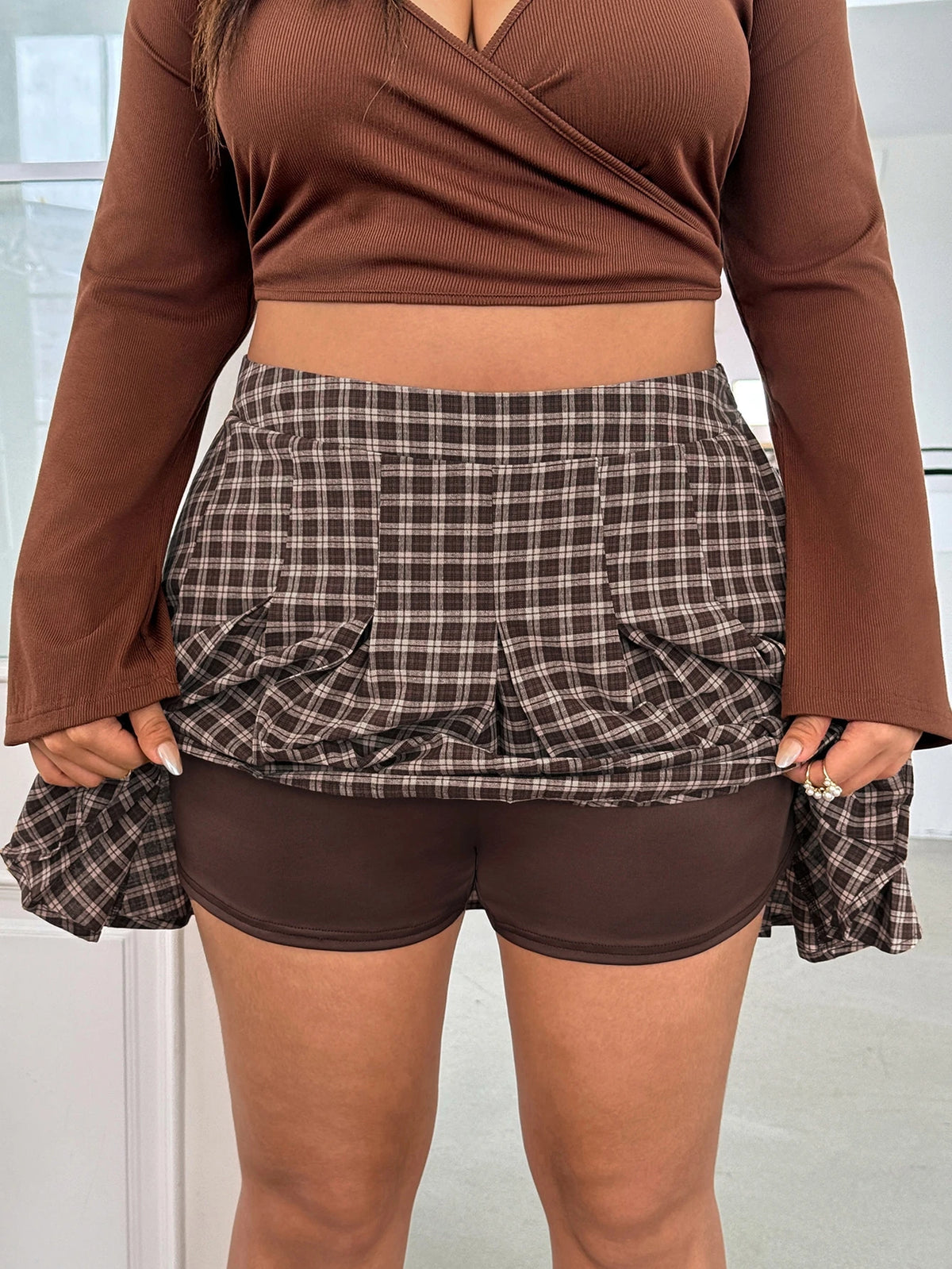 Plus Size Plaid Pleated Skirt